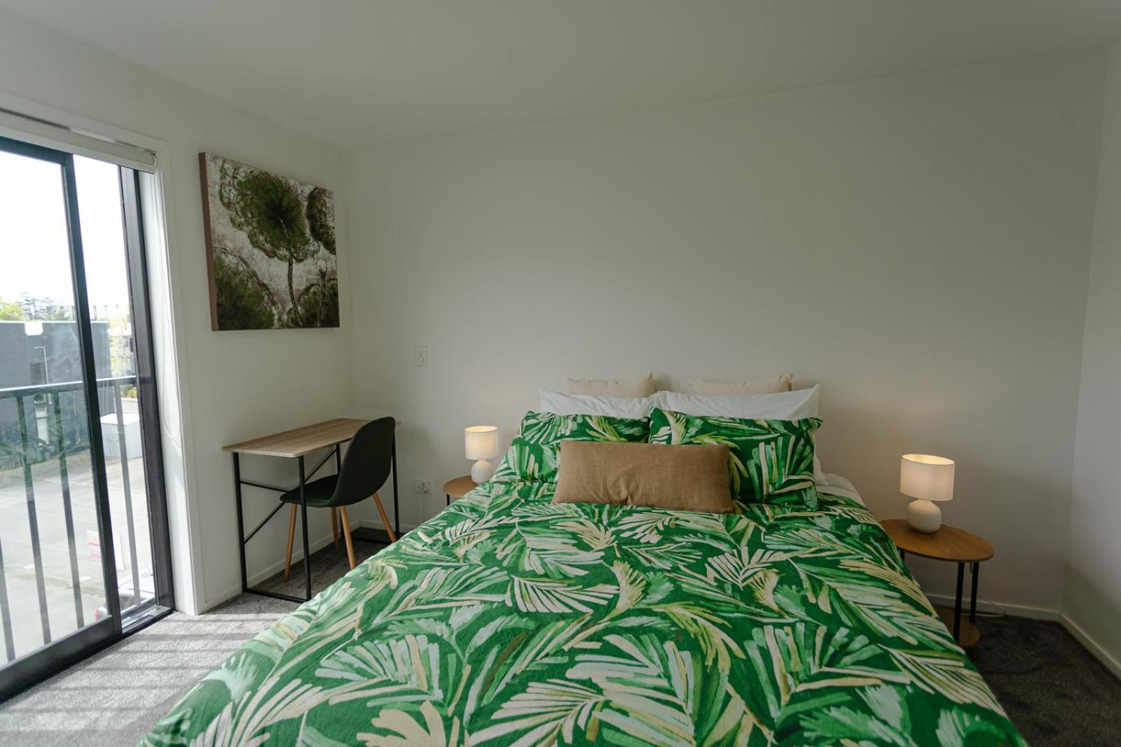 Modern 2 Bedroom Townhouse In Cbd With Parking! Sleeps 5 Christchurch Esterno foto