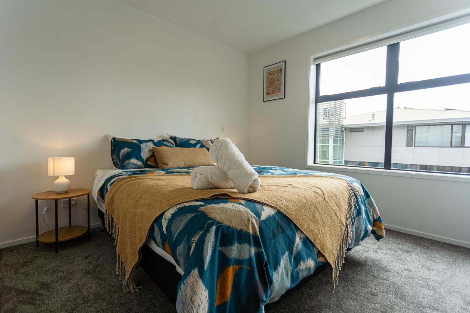 Modern 2 Bedroom Townhouse In Cbd With Parking! Sleeps 5 Christchurch Esterno foto